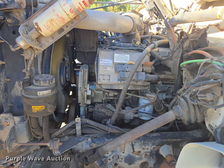 image for item EV5423 2002 International 4900 dump truck