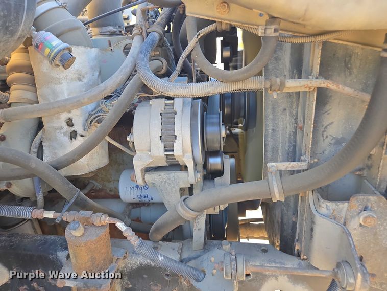 image for item EV5423 2002 International 4900 dump truck