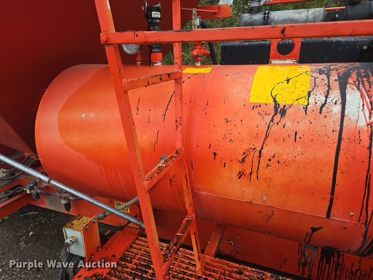 image for item EV5428 Duraco DuraPatcher 125DJTM pothole patcher bed