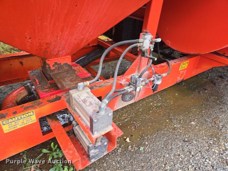 image for item EV5428 Duraco DuraPatcher 125DJTM pothole patcher bed