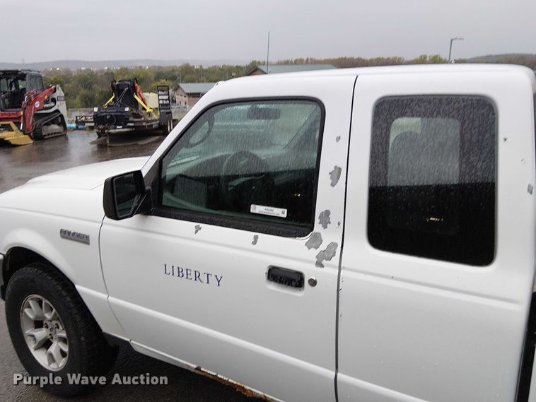 image for item FB4480 2007 Ford Ranger SuperCab pickup truck