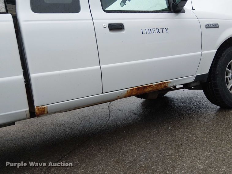 image for item FB4480 2007 Ford Ranger SuperCab pickup truck