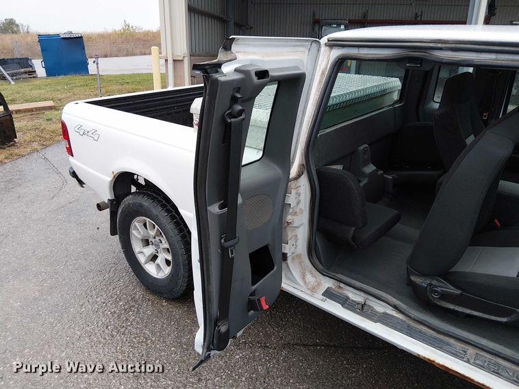 image for item FB4480 2007 Ford Ranger SuperCab pickup truck