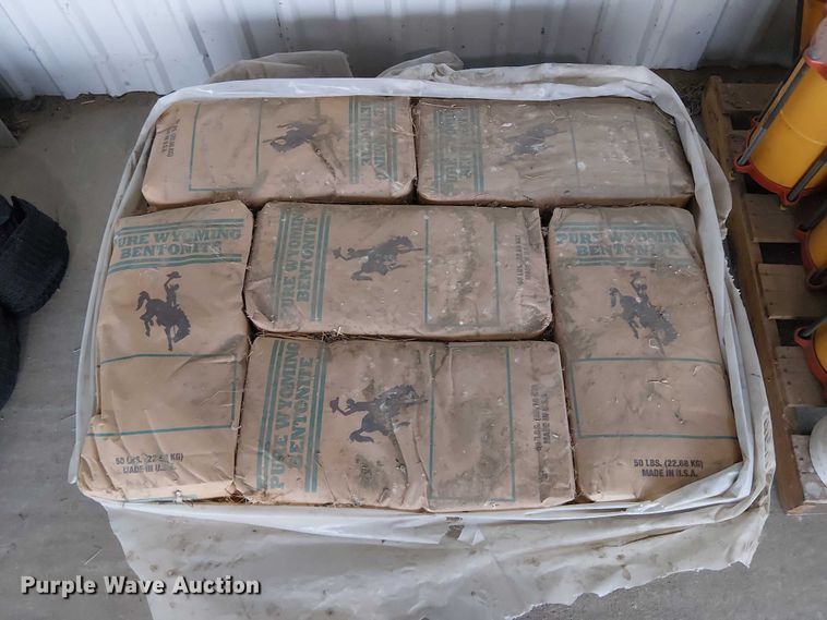 image for item FB4487 (12) Pure Wyoming bentonite