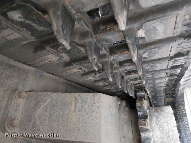 image for item FB4488 2011 Takeuchi TL240 tracked skid steer loader