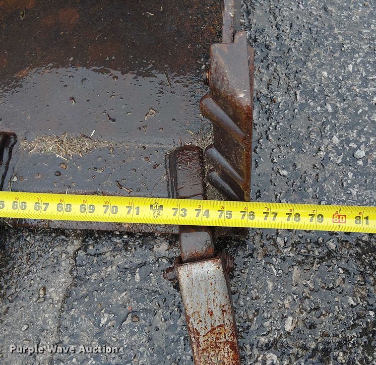 image for item FB4488 2011 Takeuchi TL240 tracked skid steer loader