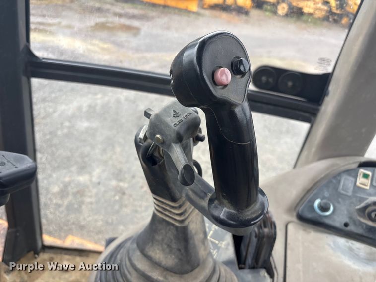 image for item FI0017 2008 Case 580 Super M Series 2 backhoe