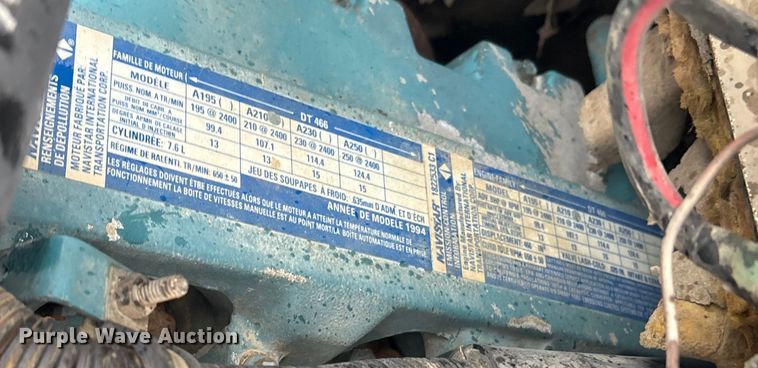 image for item FI0018 1995 International 4900 dump truck