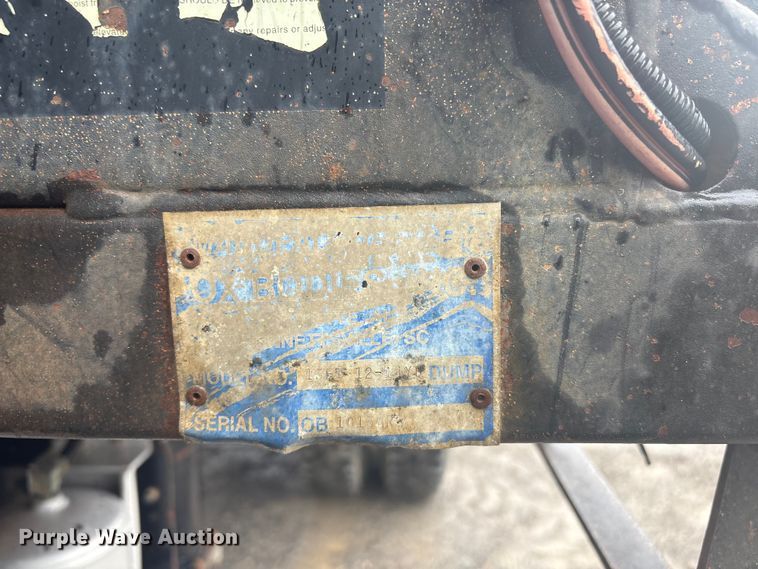 image for item FI0019 2001 Mack RD dump truck