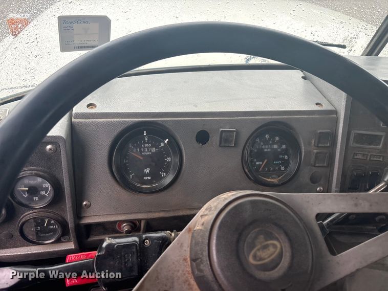 image for item FI0019 2001 Mack RD dump truck