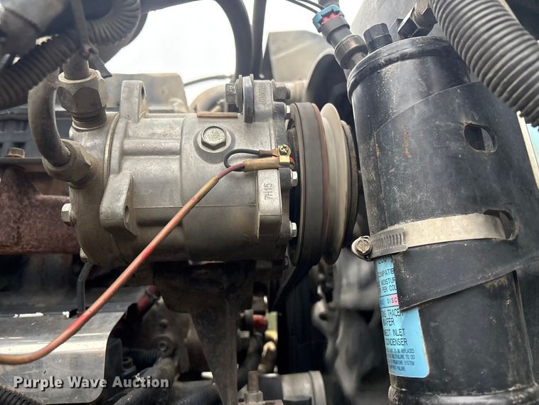 image for item FI0019 2001 Mack RD dump truck