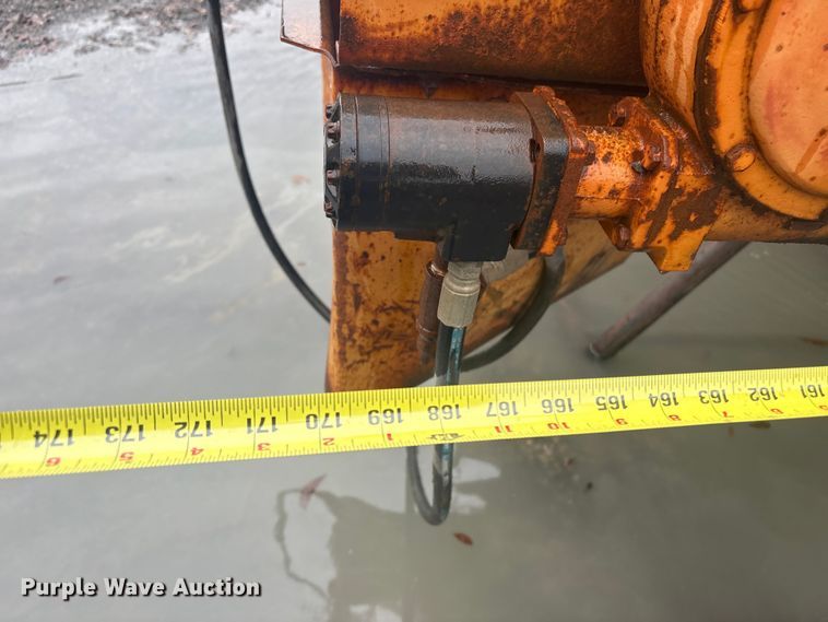 image for item FI0020 Swenson spreader