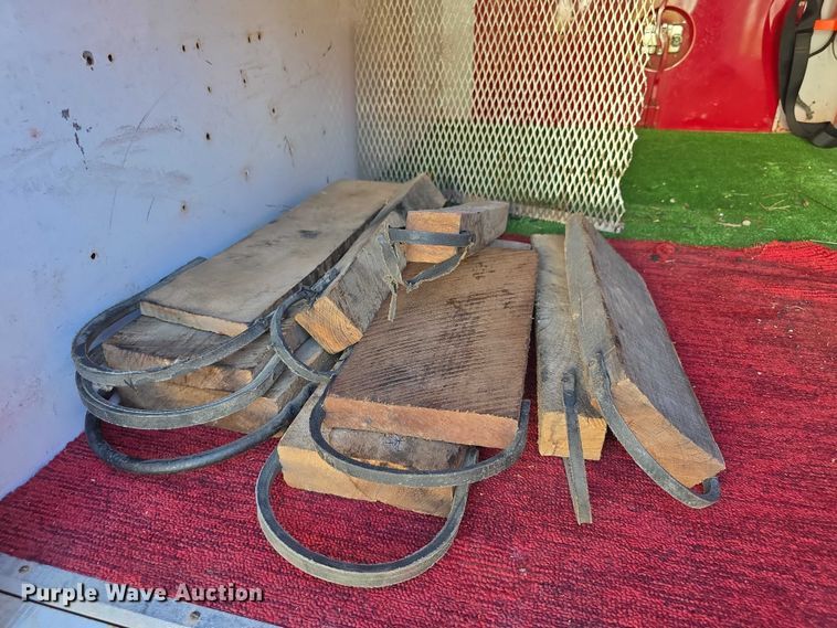 image for item FI0513 2007 Chevrolet C4500 rescue vehicle