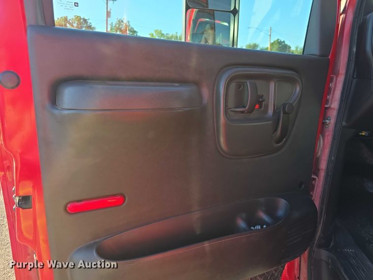 image for item FI0513 2007 Chevrolet C4500 rescue vehicle