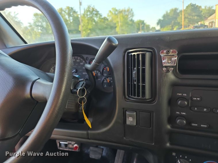 image for item FI0513 2007 Chevrolet C4500 rescue vehicle