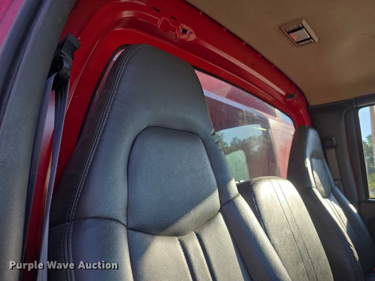 image for item FI0513 2007 Chevrolet C4500 rescue vehicle