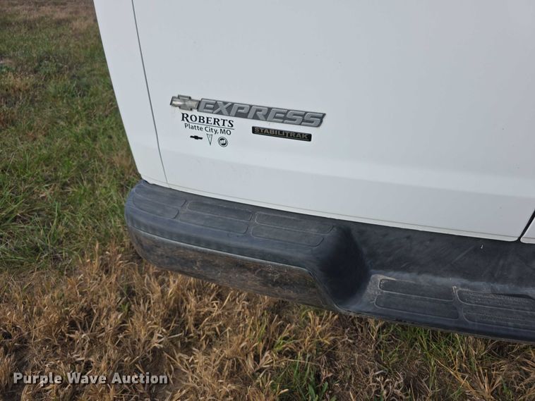 image for item FI0559 2008 Chevrolet Express G2500 van