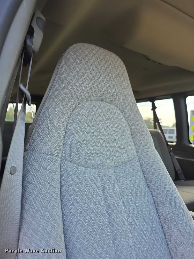 image for item FI0559 2008 Chevrolet Express G2500 van