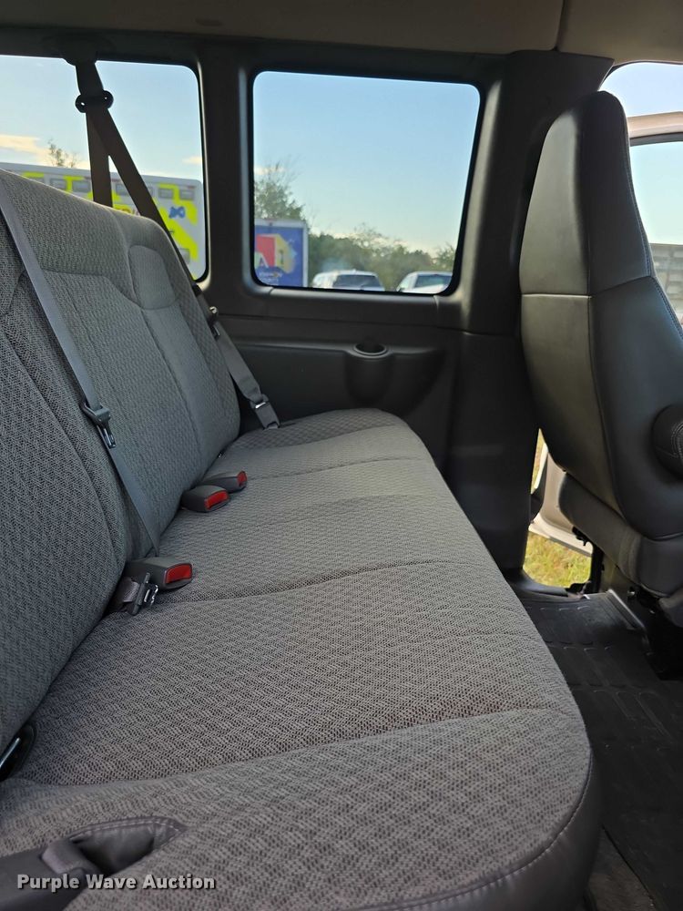 image for item FI0559 2008 Chevrolet Express G2500 van