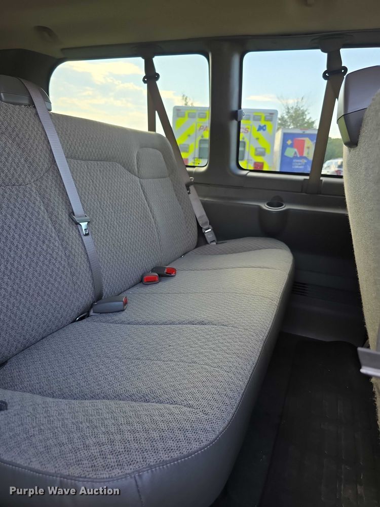 image for item FI0559 2008 Chevrolet Express G2500 van