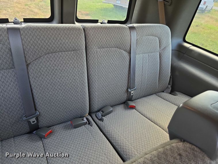 image for item FI0559 2008 Chevrolet Express G2500 van