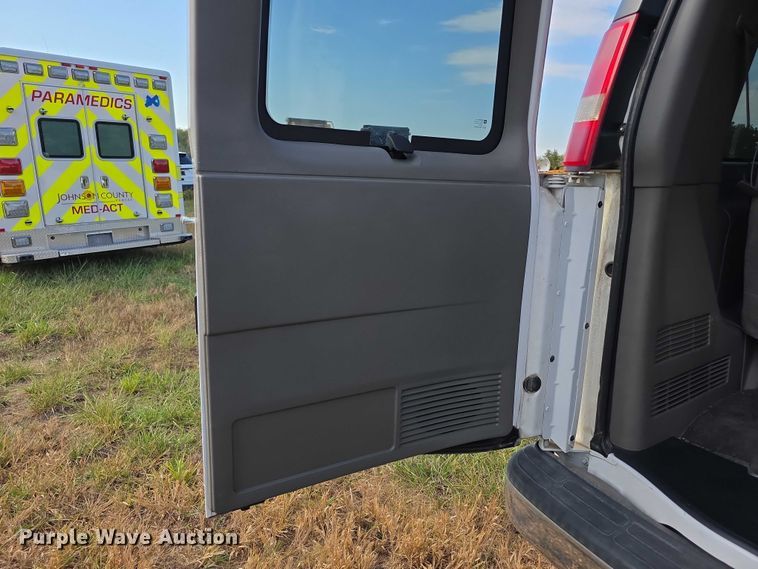 image for item FI0559 2008 Chevrolet Express G2500 van