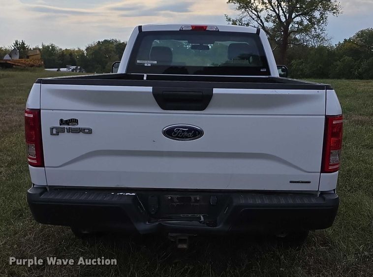 image for item FI0560 2015 Ford F150 XL pickup truck