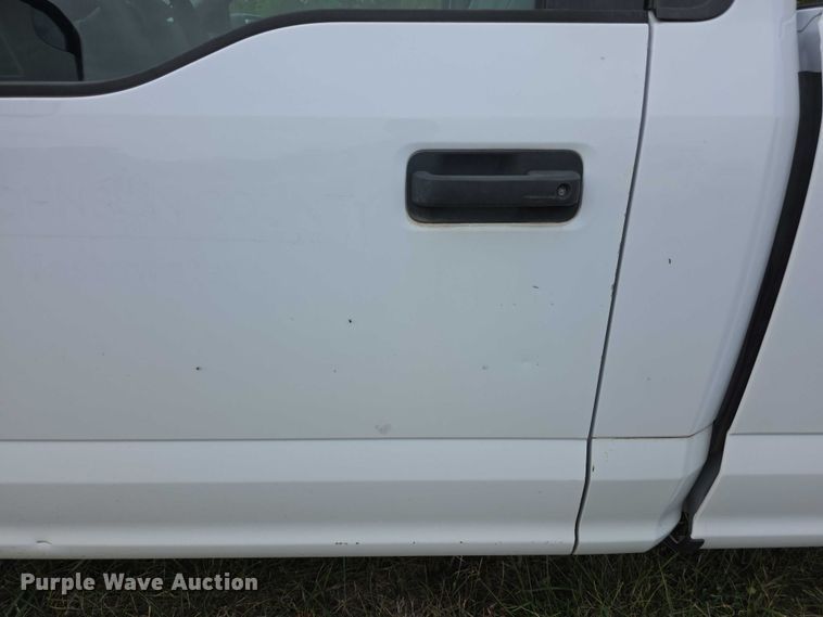 image for item FI0560 2015 Ford F150 XL pickup truck