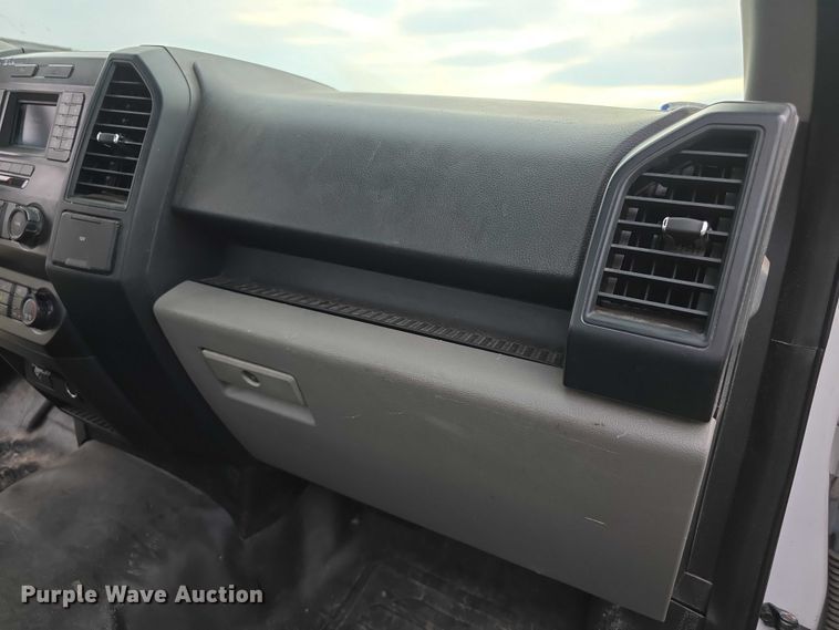 image for item FI0560 2015 Ford F150 XL pickup truck