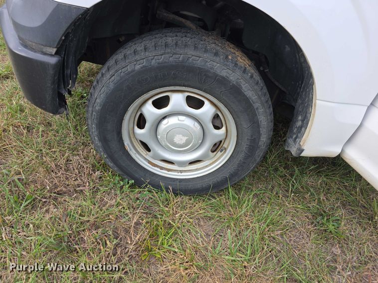 image for item FI0560 2015 Ford F150 XL pickup truck