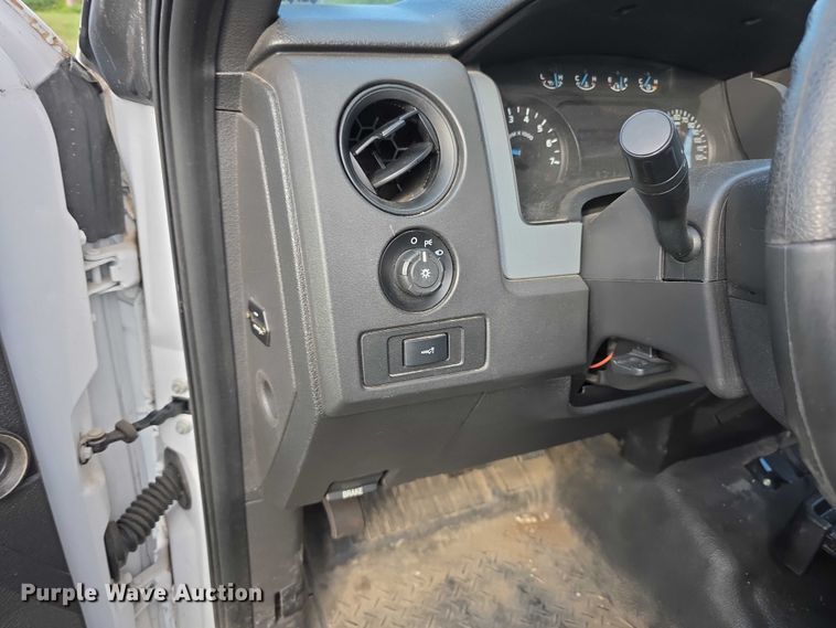 image for item FI0561 2014 Ford F150 SuperCab pickup truck