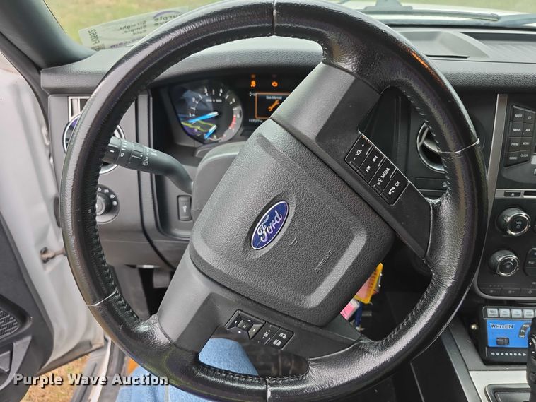 image for item FI0562 2016 Ford Expedition  SUV