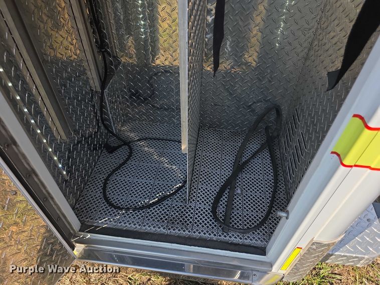 image for item FI0565 2015 Ford E450 ambulance