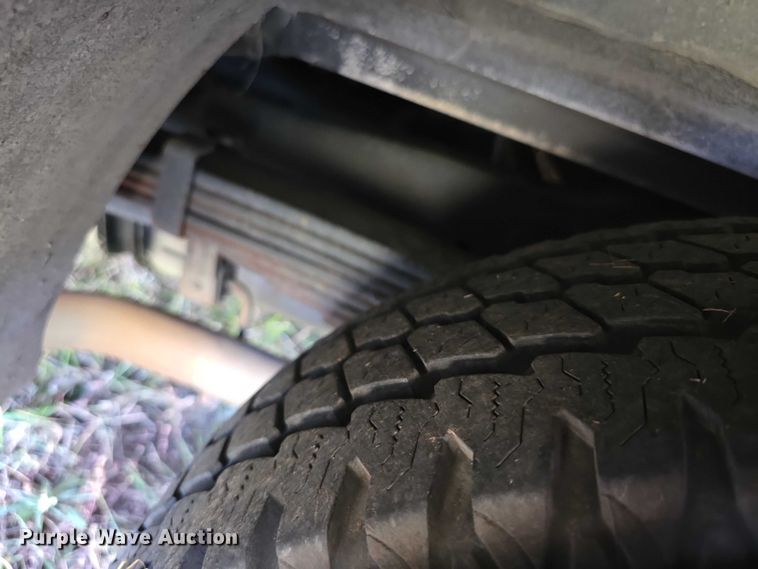 image for item FI0565 2015 Ford E450 ambulance