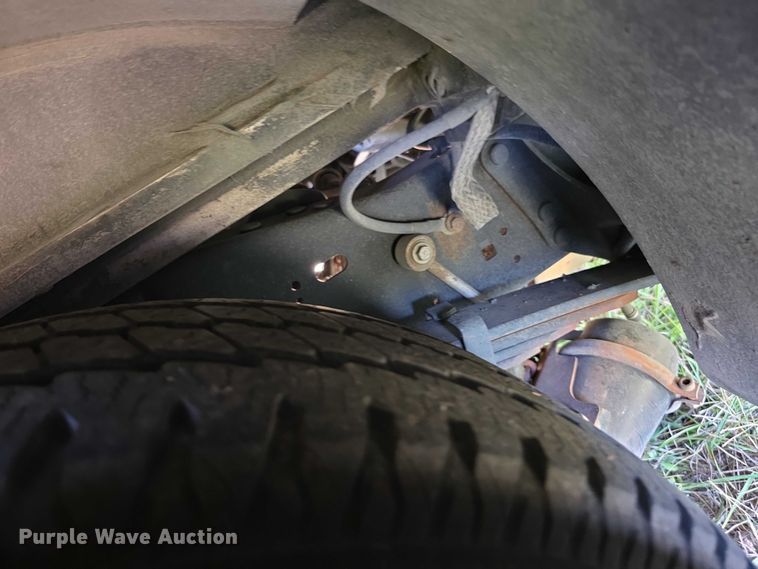 image for item FI0565 2015 Ford E450 ambulance