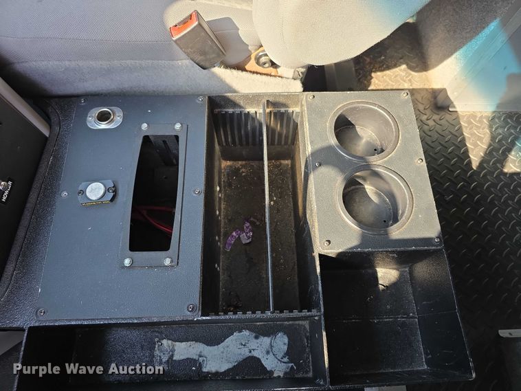 image for item FI0565 2015 Ford E450 ambulance