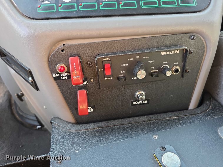 image for item FI0565 2015 Ford E450 ambulance