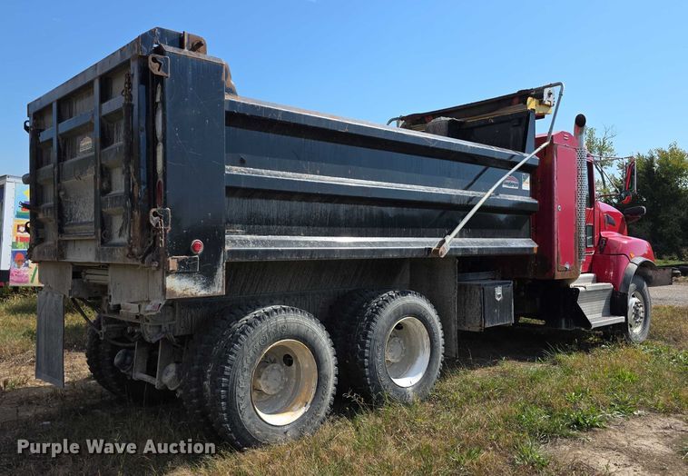 image for item FI0566 2015 Kenworth  T470 dump truck