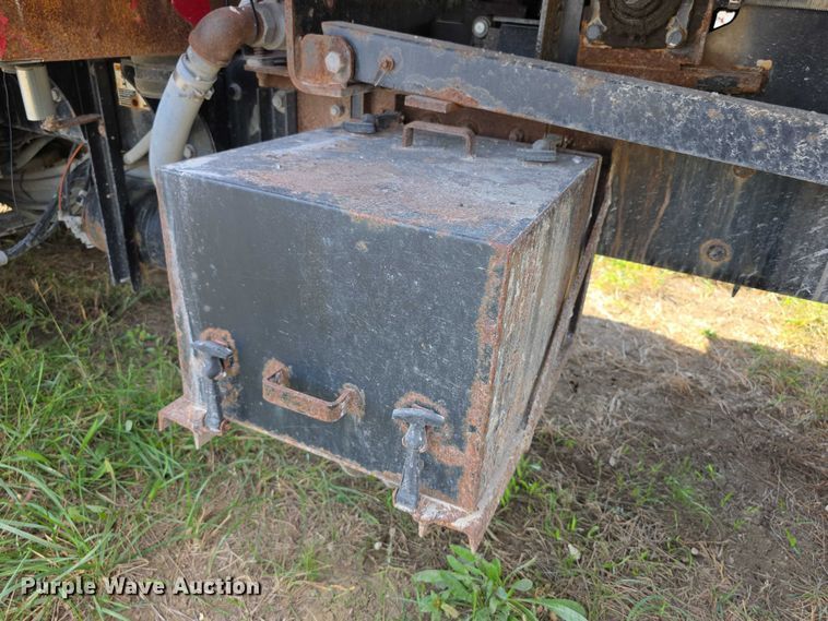 image for item FI0566 2015 Kenworth  T470 dump truck