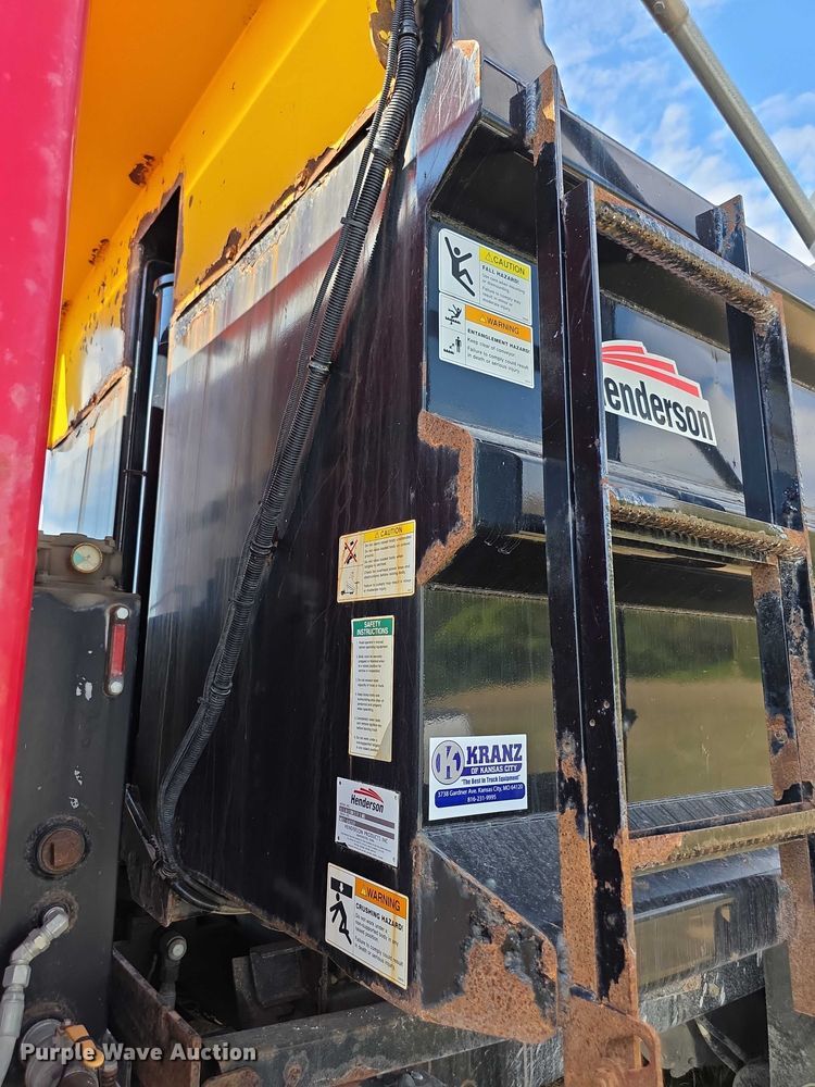 image for item FI0566 2015 Kenworth  T470 dump truck