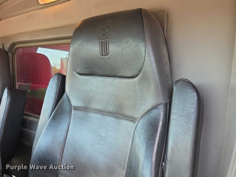 image for item FI0566 2015 Kenworth  T470 dump truck