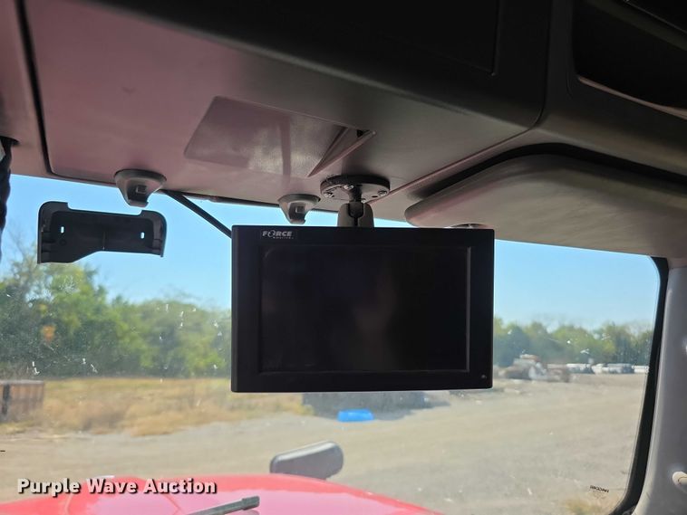 image for item FI0566 2015 Kenworth  T470 dump truck