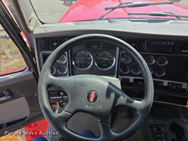 image for item FI0566 2015 Kenworth  T470 dump truck