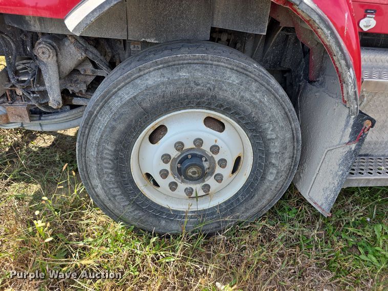 image for item FI0566 2015 Kenworth  T470 dump truck