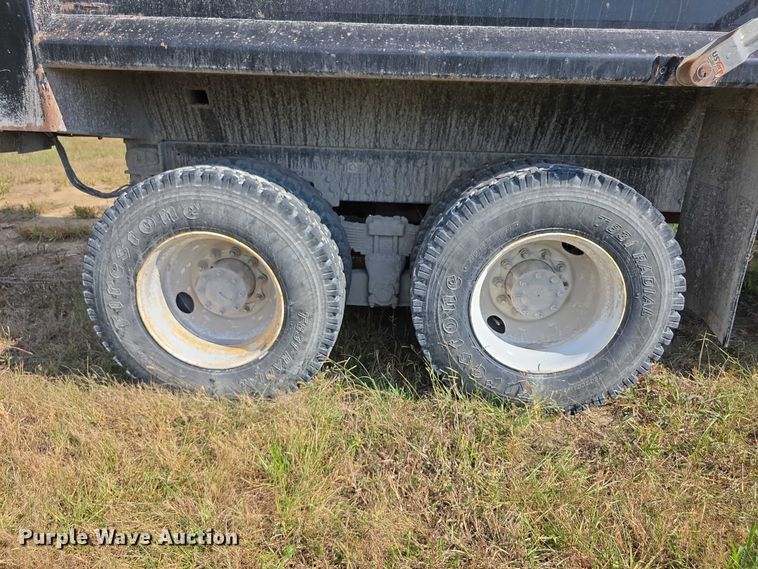 image for item FI0566 2015 Kenworth  T470 dump truck