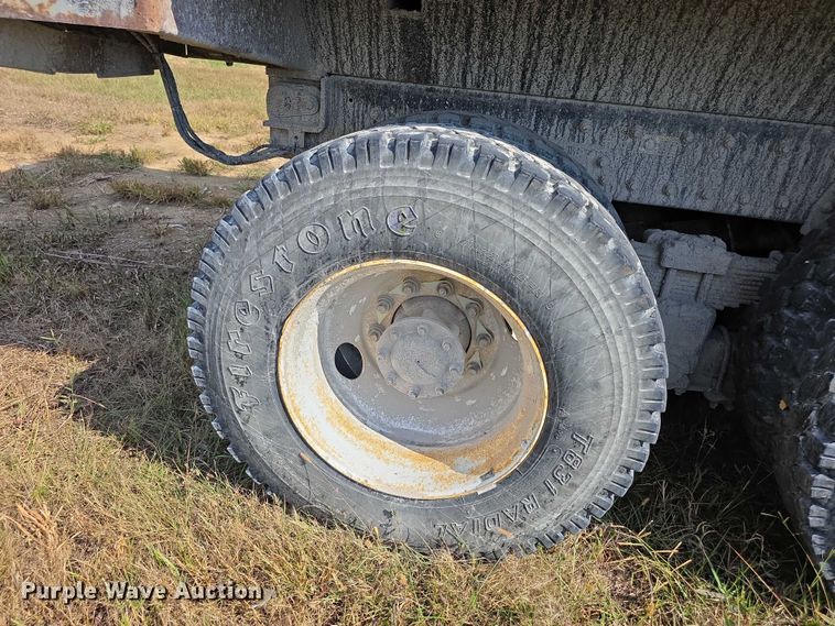 image for item FI0566 2015 Kenworth  T470 dump truck