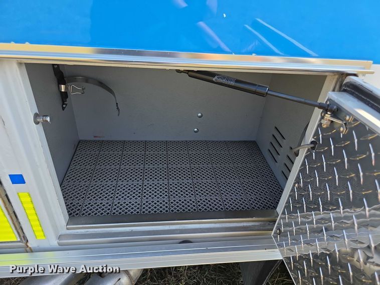 image for item FI0568 2019 Ford E450 Super Duty ambulance