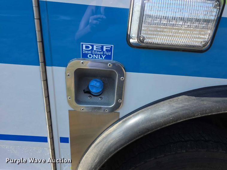 image for item FI0568 2019 Ford E450 Super Duty ambulance