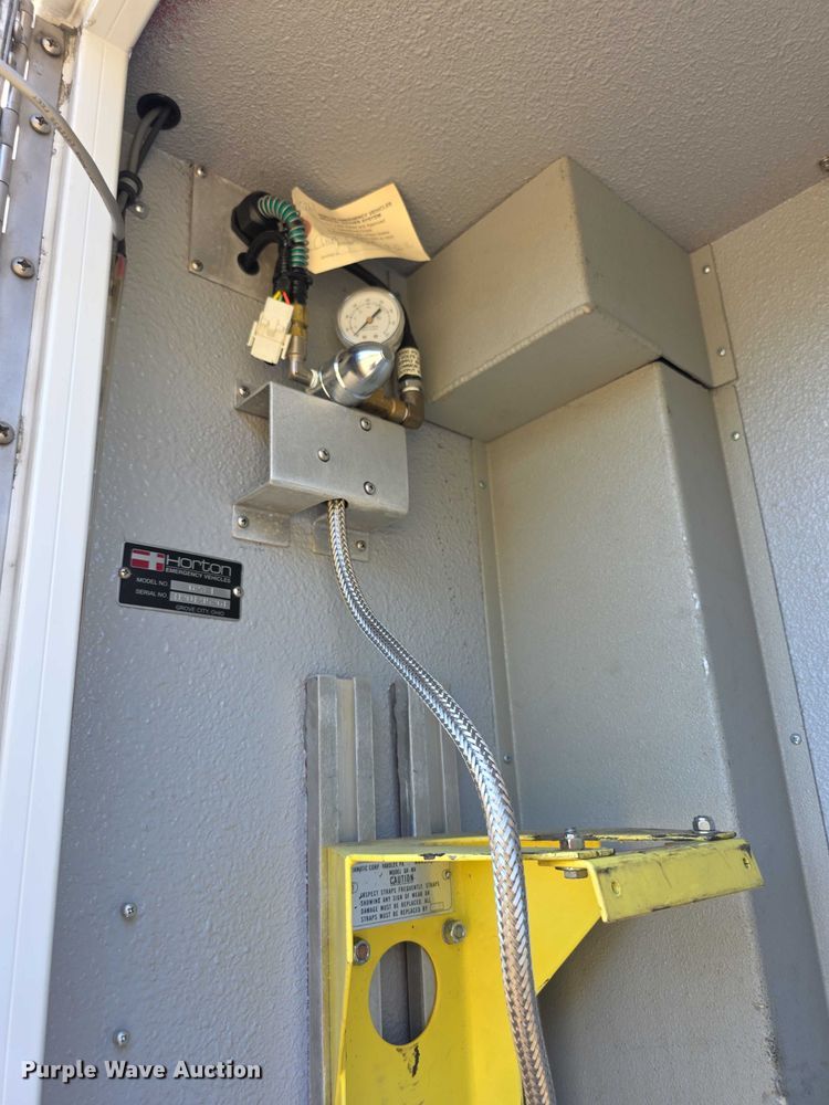 image for item FI0568 2019 Ford E450 Super Duty ambulance