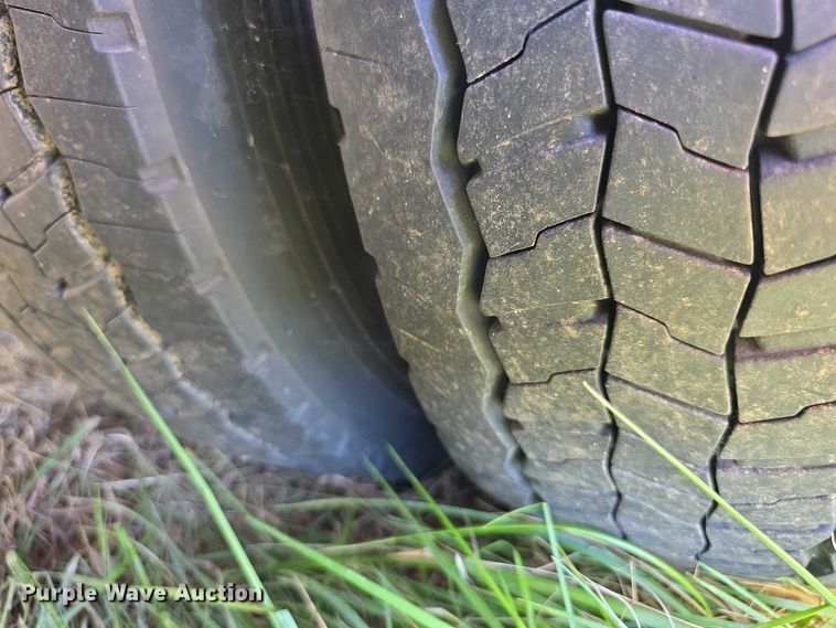 image for item FI0568 2019 Ford E450 Super Duty ambulance